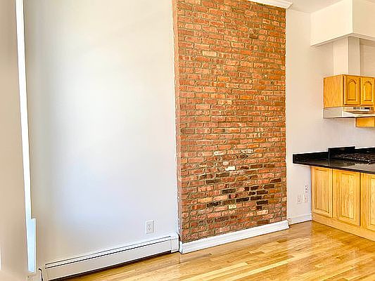 3rd image of 1693 Lexington Ave APT 3B