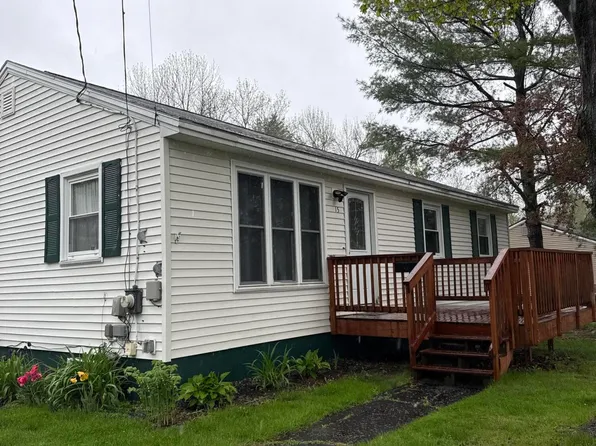 15 Bizier Street, Winslow, ME 04901