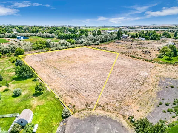 2 Fernandes Acres, Hagerman, ID 83332