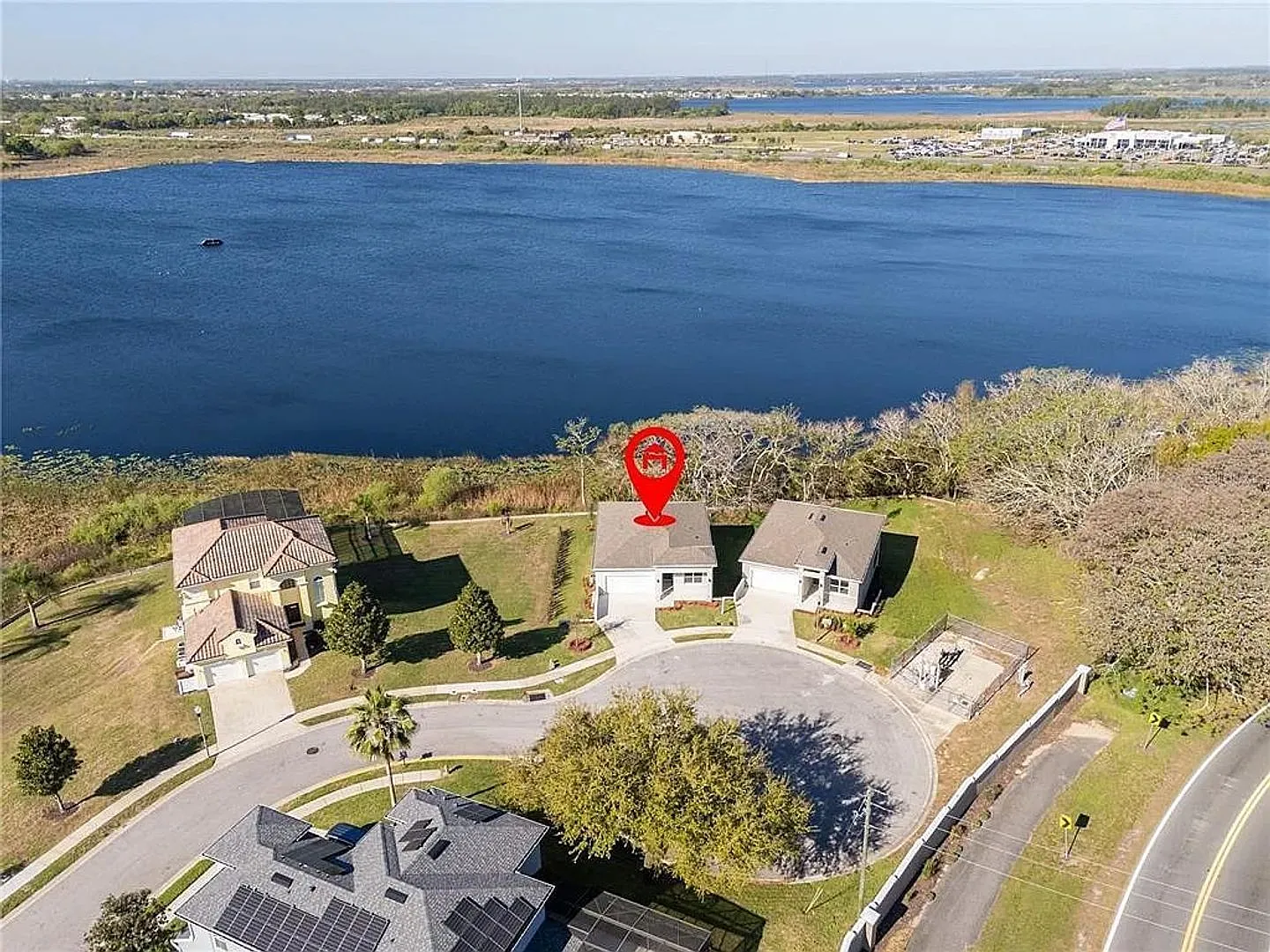 4 bed, 4.0 bath, 2824 sqft, $3,200 — Photo 4
