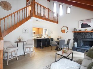 33042 Arrowbear Dr, Arrowbear Lake, CA 92382