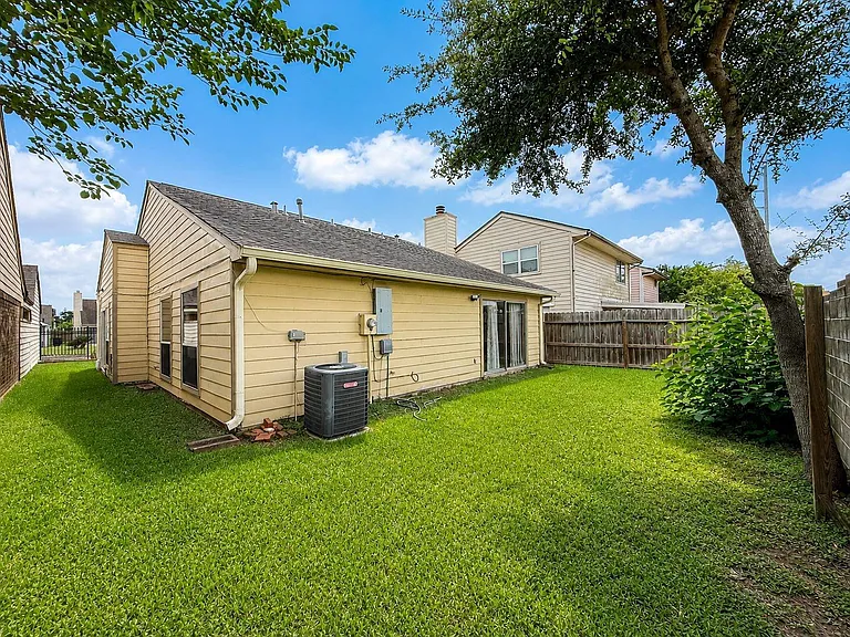 11840 Spring Grove Dr — Photo 27