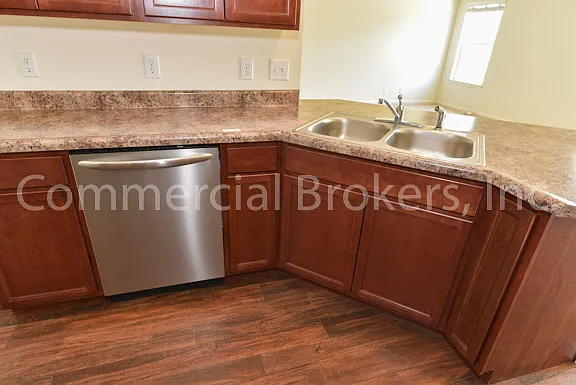 3226 Jasmine Ct — Photo 7