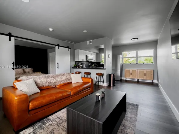 609 NE 13th Ave APT 302, Fort Lauderdale, FL 33304