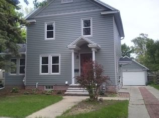 321 E Brewster St, Appleton, WI 54911