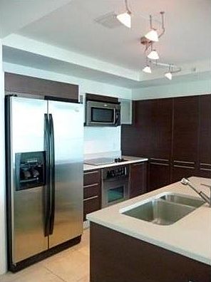 2nd image of 1900 N Bayshore Dr APT 2606