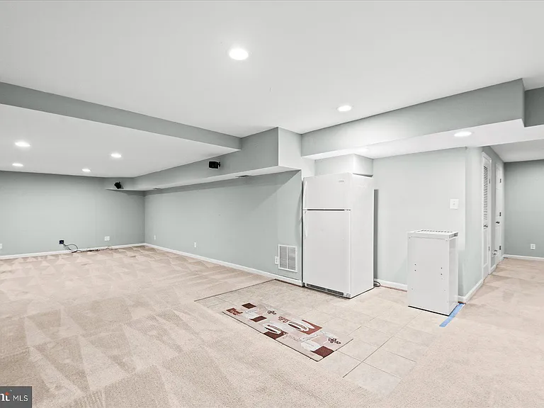 80 Stonewall Dr — Photo 29
