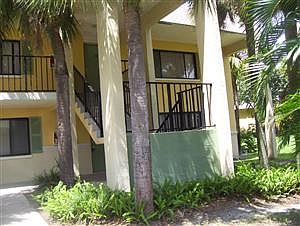2nd image of 519 Meadows Cir #519
