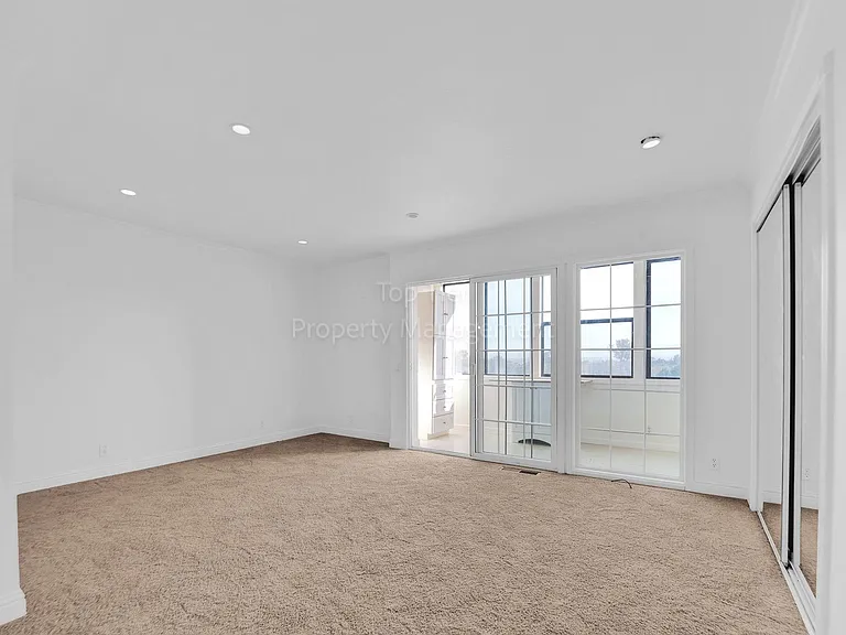 53 Janin Pl — Photo 24