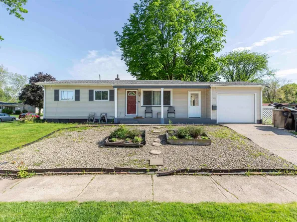 1426 Byron Dr, South Bend, IN 46614