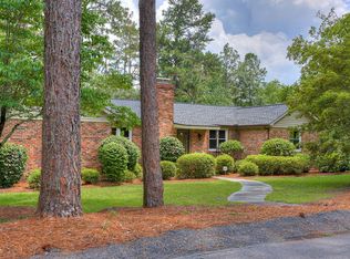 608 Laurel Dr SW, Aiken, SC 29801