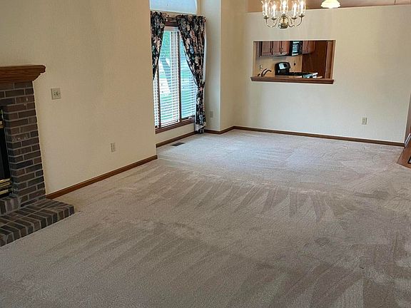 5th image of 1306 Brookside Dr Unit 77