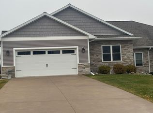 W7092 Ridgeline Trl, Greenville, WI 54942