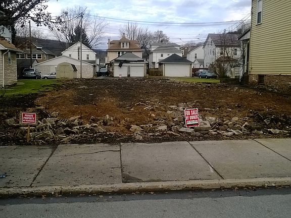 1815 Graham Ave front view#2