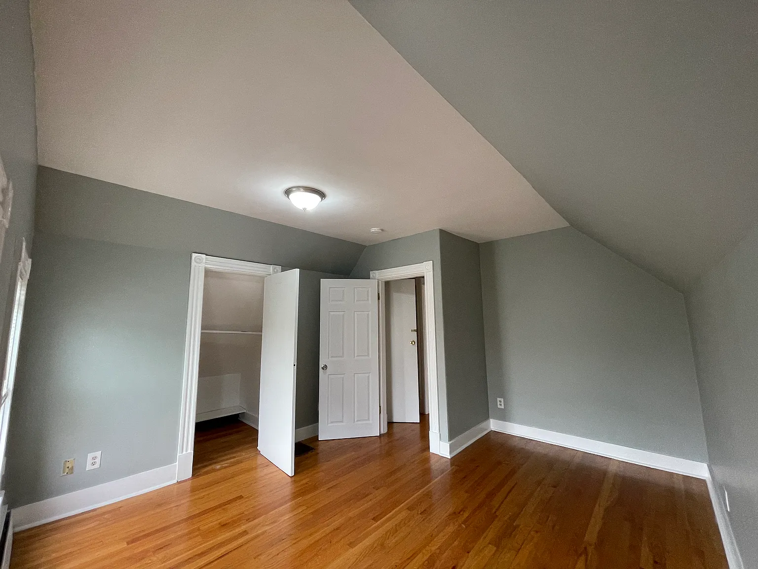 91 Clark St — Photo 4