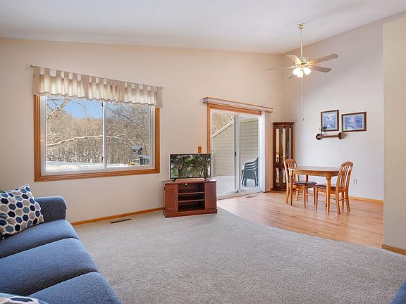 4th image of 1568 Baylor Ct #A