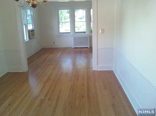 41 Somers Ave, Bergenfield, NJ 07621