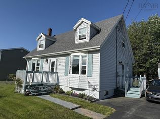 45 Shamrock Ln, Enfield, NS B2T 1C9