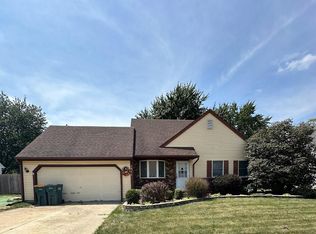 1311 Chesapeake Park Dr, Valparaiso, IN 46383