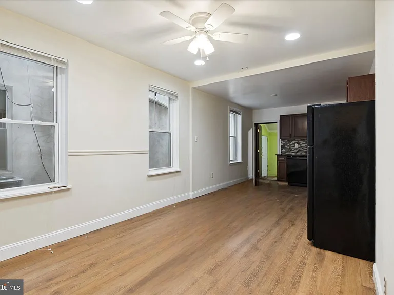 1723 N Willington St — Photo 7