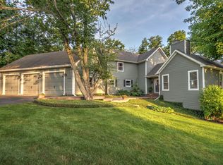 11719 Landings Dr, Indianapolis, IN