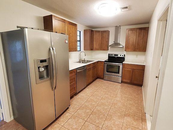 3rd image of 126 TABARD DR