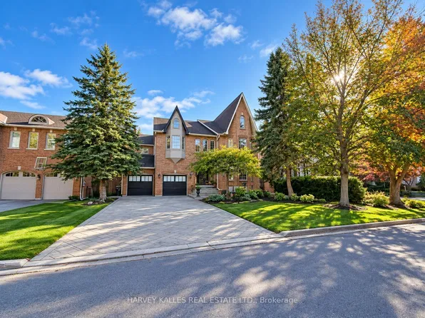 11 York Rd, Toronto, ON M2L 1H4