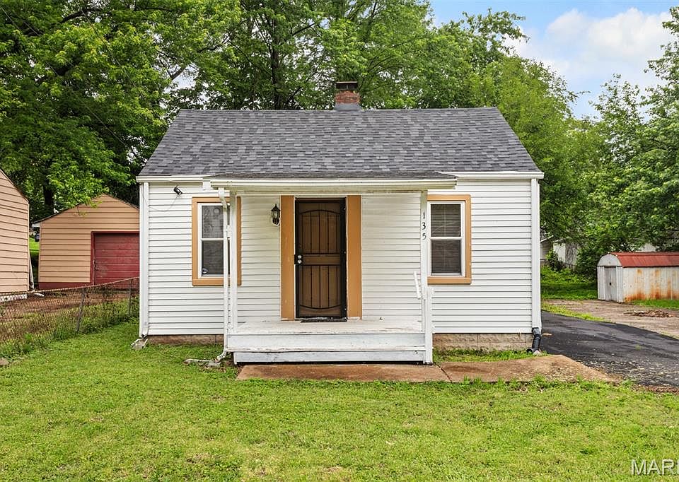 1st image of 135 Grether Ave