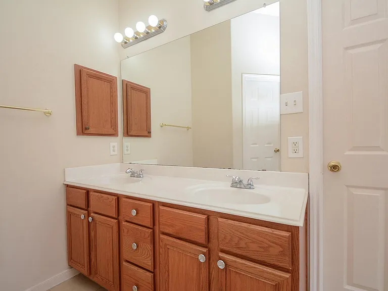16510 Oat Mill Dr — Photo 13