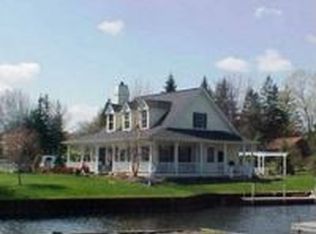 5826 Cardinal Rd, Mayville, NY 14757