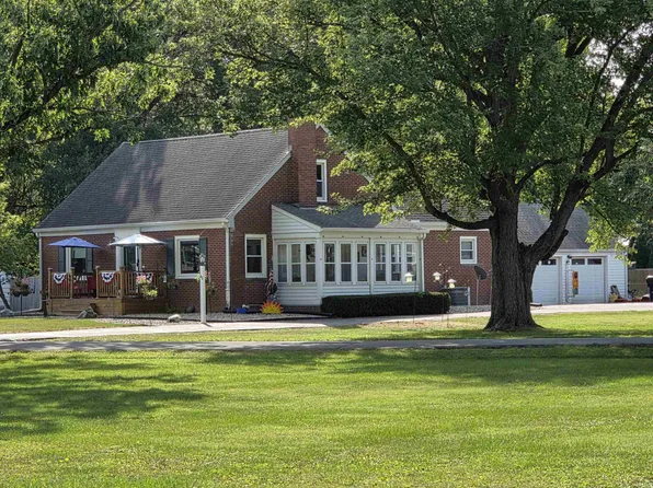 41 S Park Dr, Anderson, IN 46011
