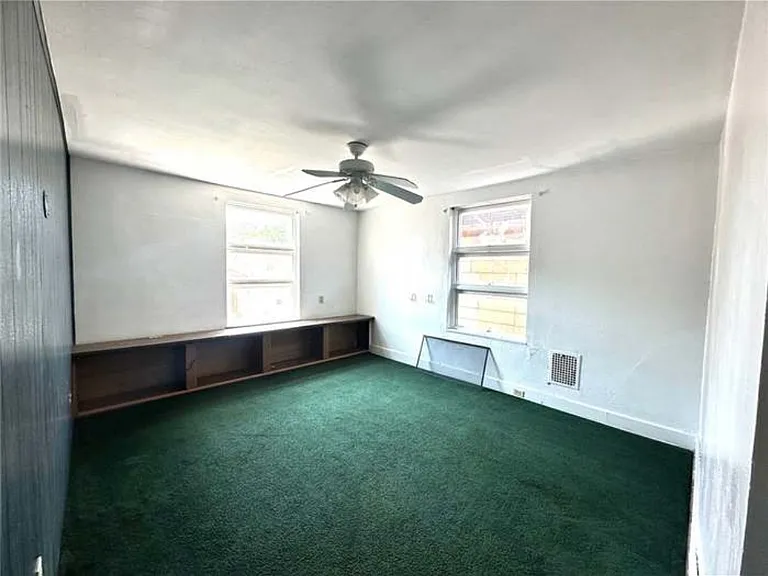 114 Hampton St — Photo 6