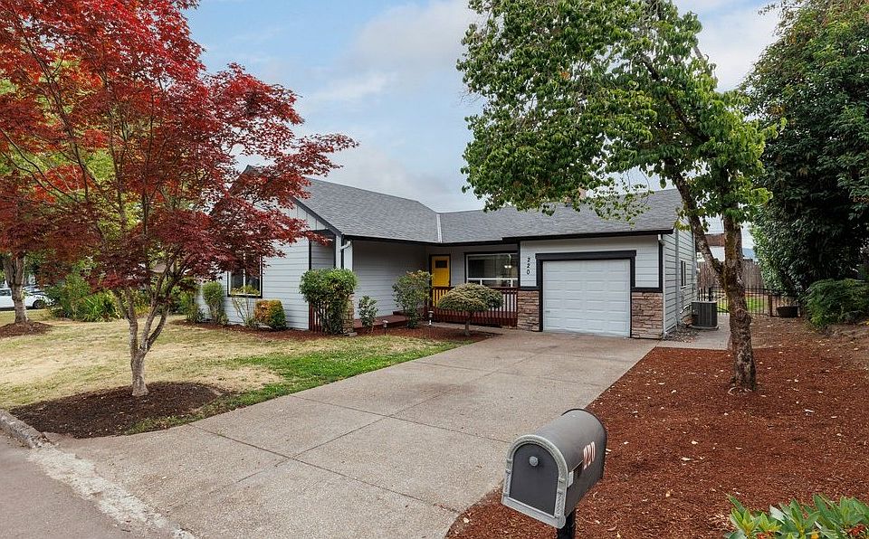 1st image of 220 NW 137th Ave