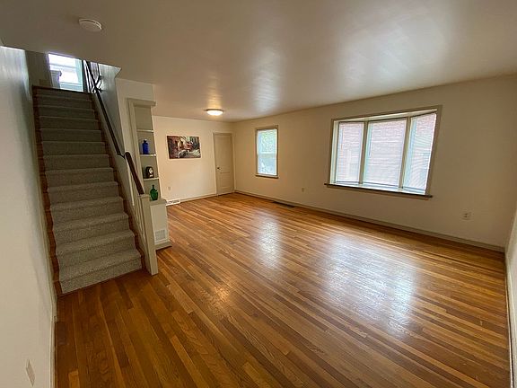 Living rm/ dining rm