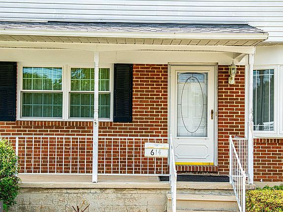 4th image of 614 George Ave
