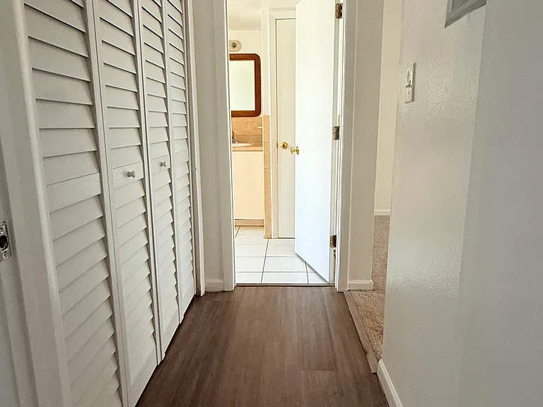 1000 S Semoran Blvd #706 — Photo 22