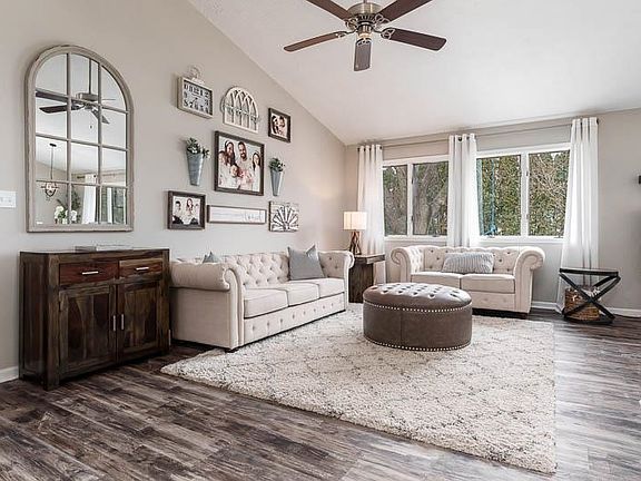 4th image of 2366 Jonquil Pl