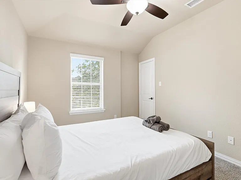 1370 Pelican Dr — Photo 40