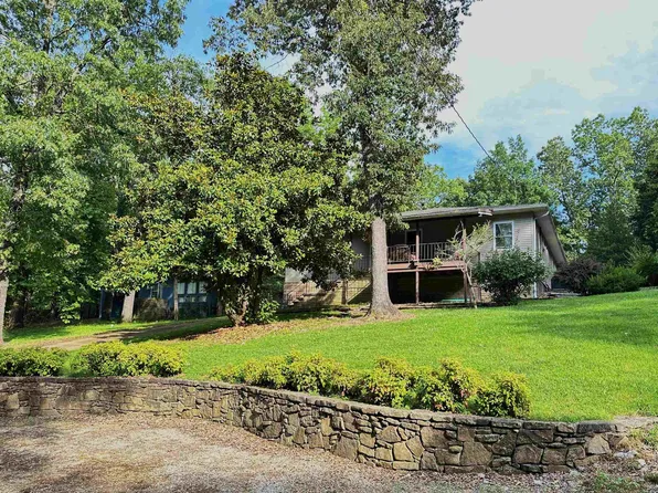 67 Powhatan Dr, Cherokee Village, AR 72529