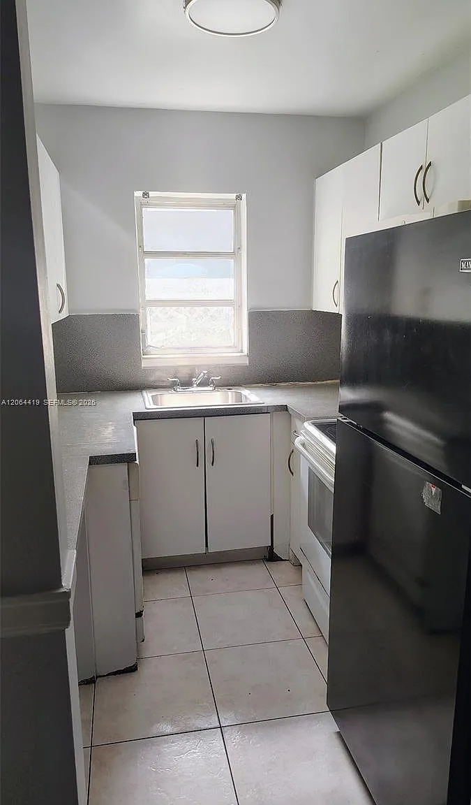 Oak Park Iii Condo — Photo 3