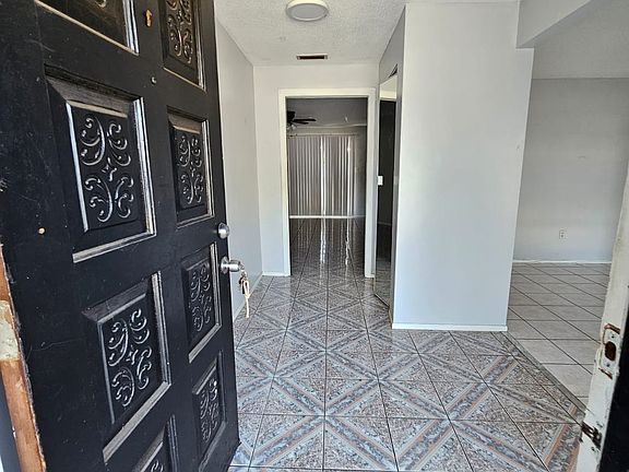 2nd image of 668 Patricia Ave