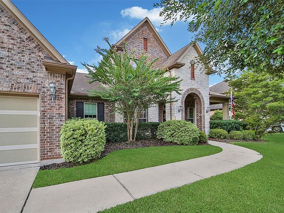 3rd image of 3713 Ginger Creek Ln