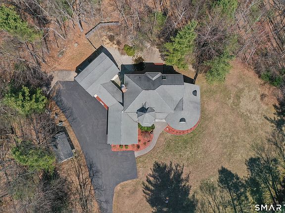 2nd image of 35 Hanson Road