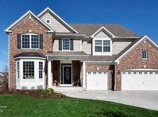 356 Shadow Hill Dr, Elgin, IL 60124