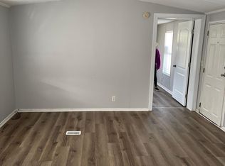 11720 Peacock Rd, Chadbourn, NC 28431