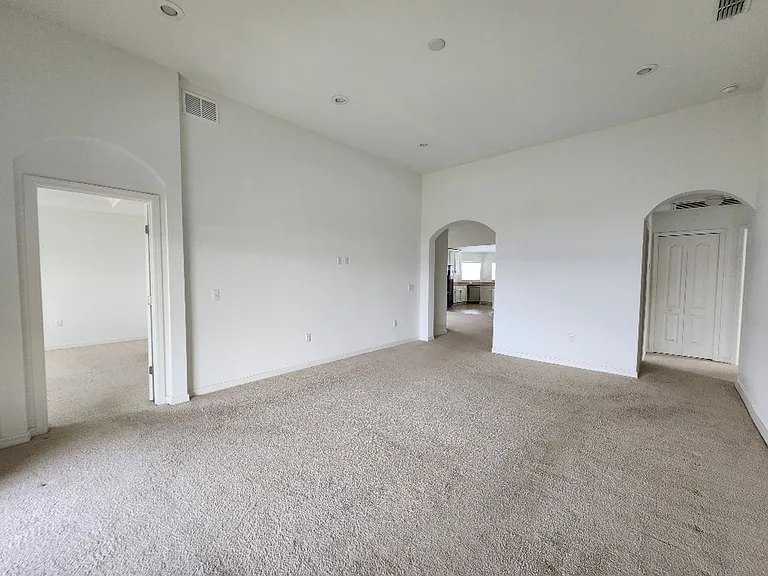 737 Buccaneer Blvd — Photo 11