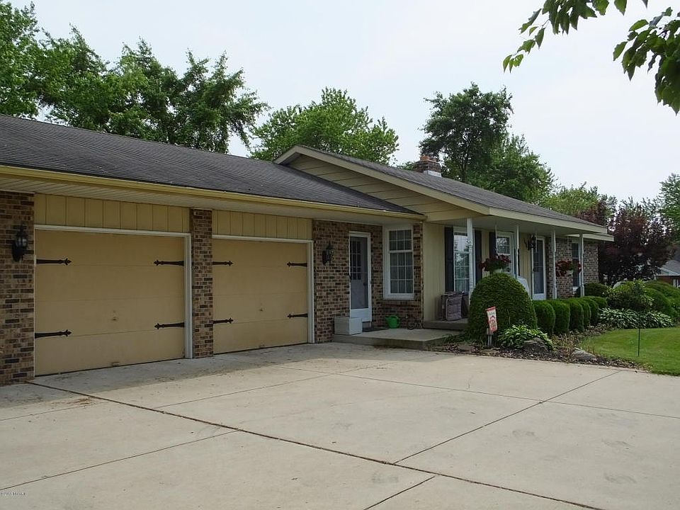 1st image of 3096 Quincy St