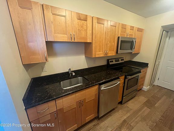 2nd image of 220 Linden St APT 602