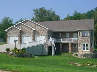 5279 N Sawgrass Ln, Leesburg, IN