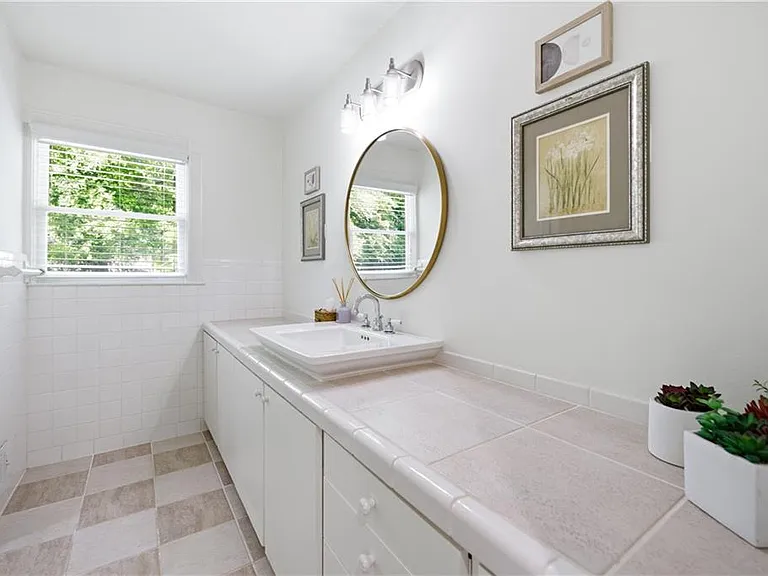 4115 Glen Devon Dr NW — Photo 24